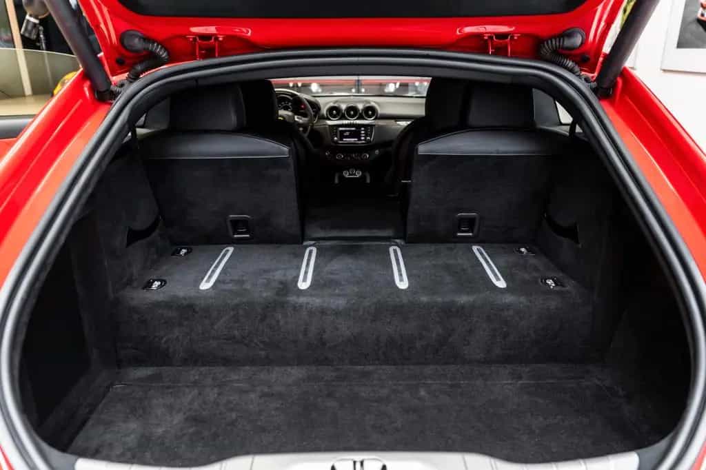 Ferrari FF 6,3 V12 4x4 05/2015-photo-23
