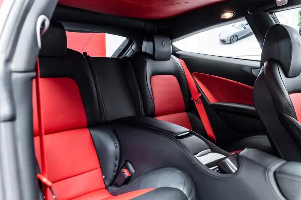Ferrari FF 6,3 V12 4x4 05/2015-photo-25
