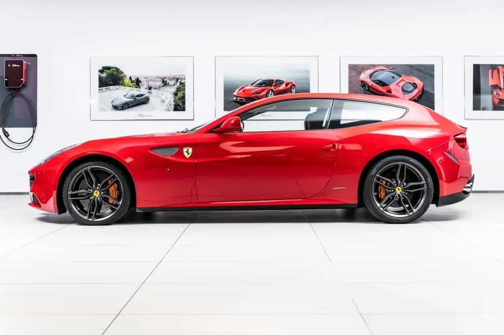 Ferrari FF 6,3 V12 4x4 05/2015-photo-3