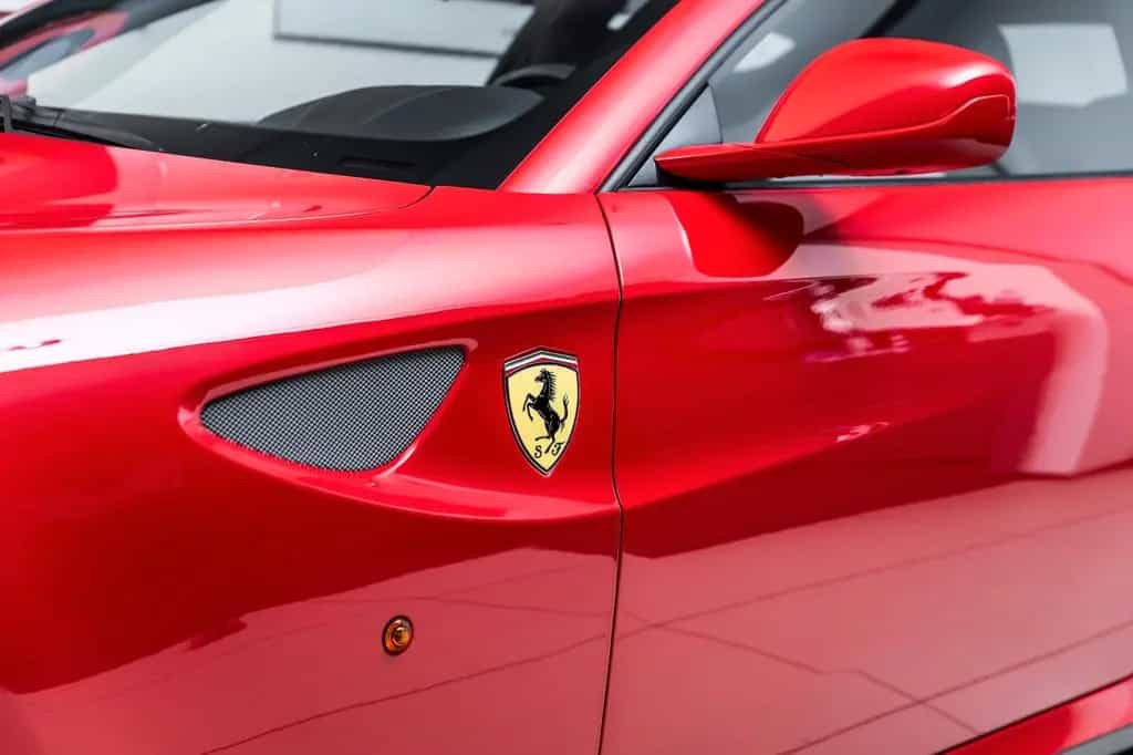 Ferrari FF 6,3 V12 4x4 05/2015-photo-38