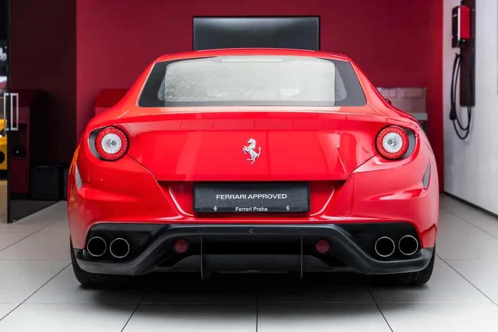 Ferrari FF 6,3 V12 4x4 05/2015-photo-5