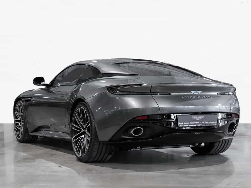 Aston Martin DB12 Coupe Aston Martin Hamburg 10/2025-photo-0