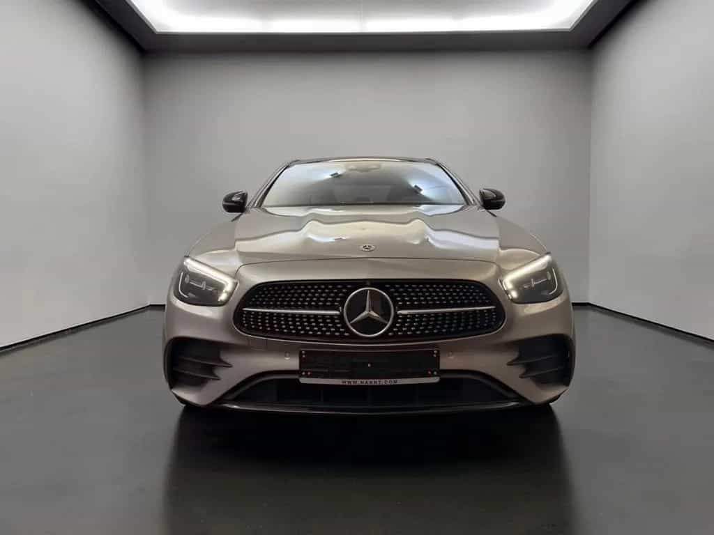 Mercedes-Benz E-Class 450 4M AMG LINE*PANO*AIRM*KEYL*SOFTCL*MEGAVOLL 09/2022-photo-1