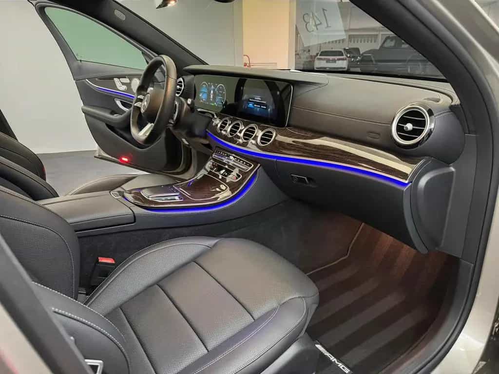 Mercedes-Benz E-Class 450 4M AMG LINE*PANO*AIRM*KEYL*SOFTCL*MEGAVOLL 09/2022-photo-19