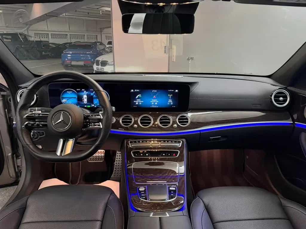 Mercedes-Benz E-Class 450 4M AMG LINE*PANO*AIRM*KEYL*SOFTCL*MEGAVOLL 09/2022-photo-22