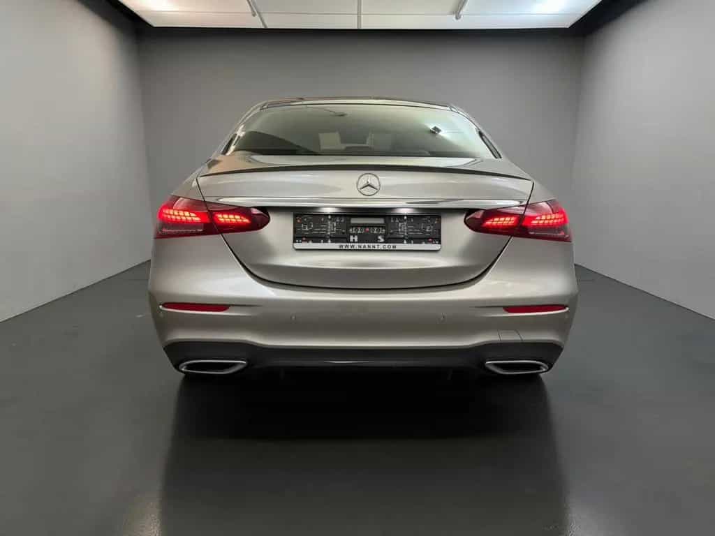 Mercedes-Benz E-Class 450 4M AMG LINE*PANO*AIRM*KEYL*SOFTCL*MEGAVOLL 09/2022-photo-5