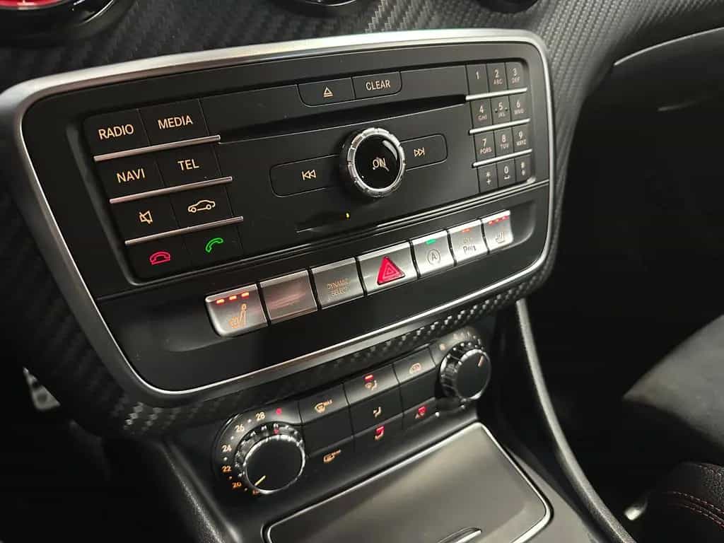 Mercedes-Benz A-Class 250 4M. Sport*AMG*LED-PANO-ACC-MEMO-R.KAM-SHZ 05/2017-photo-35