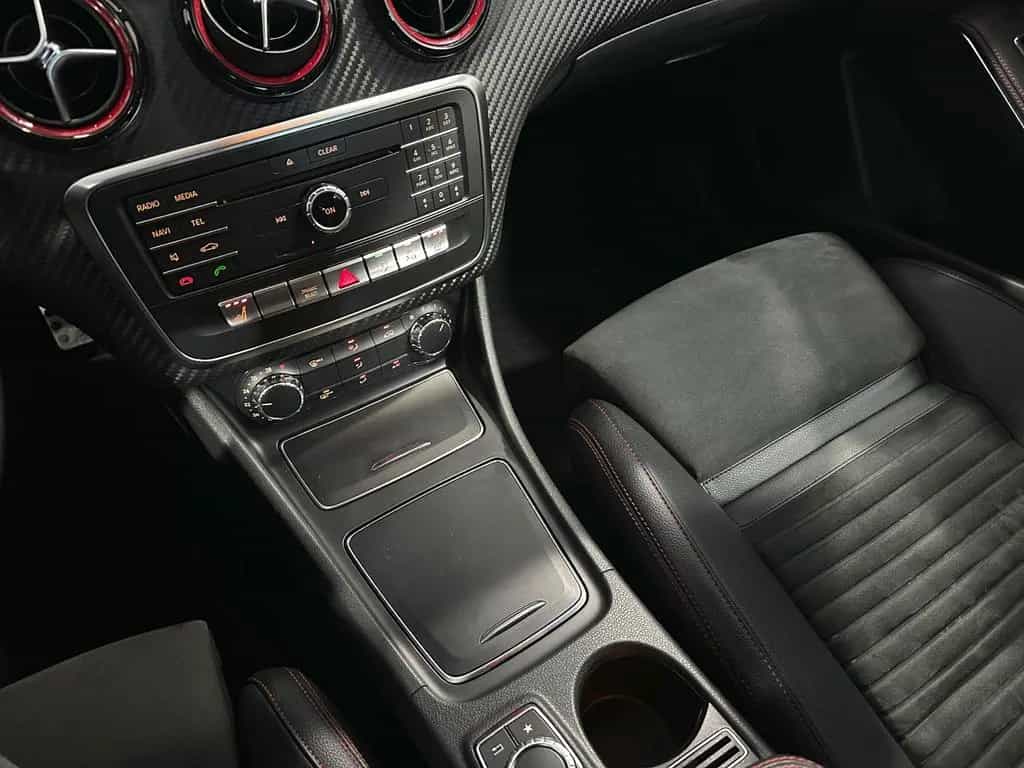 Mercedes-Benz A-Class 250 4M. Sport*AMG*LED-PANO-ACC-MEMO-R.KAM-SHZ 05/2017-photo-37