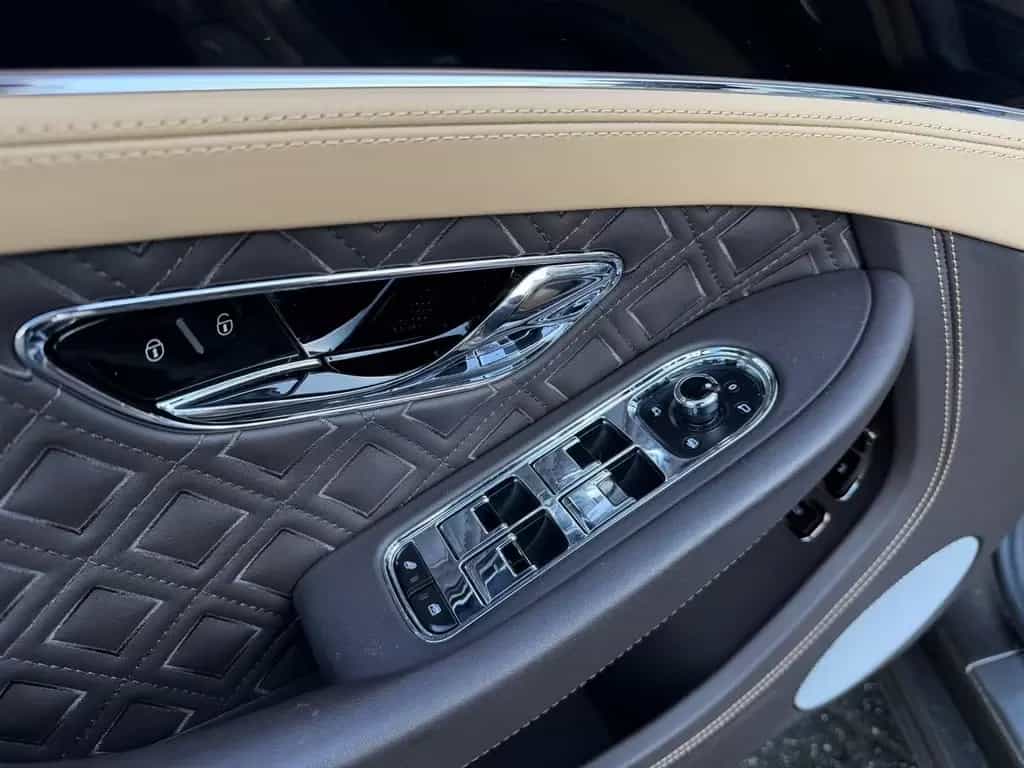 Bentley Continental GTC 6.0 W12 New Bentley Service | 36 08/2019-photo-11