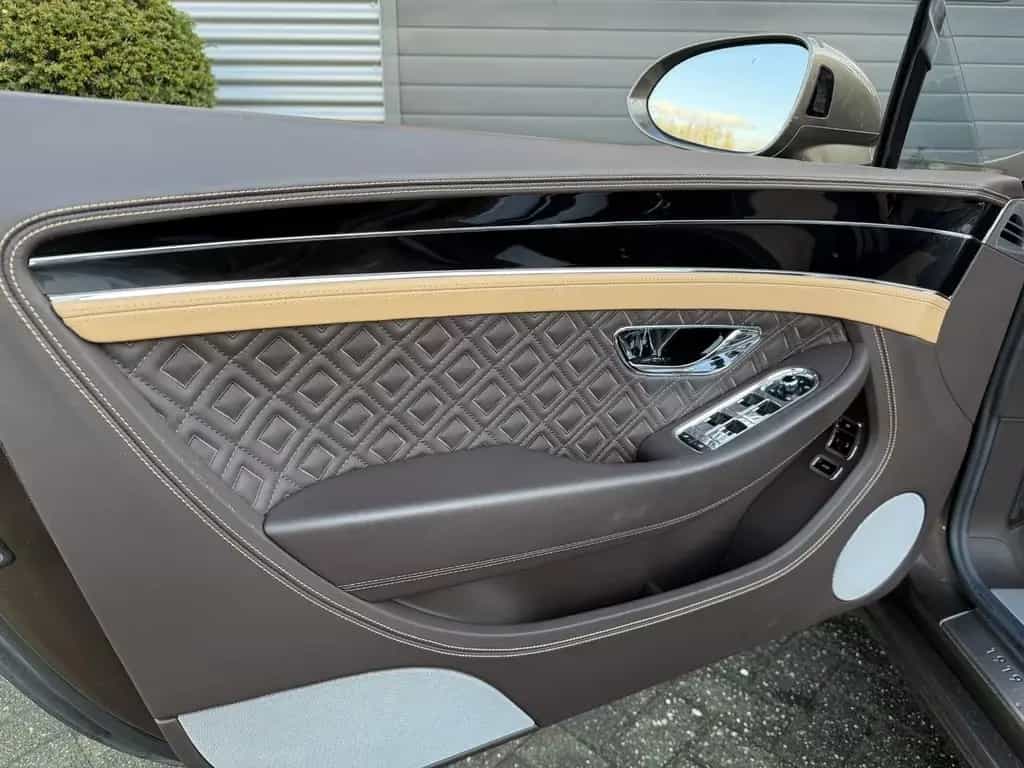 Bentley Continental GTC 6.0 W12 New Bentley Service | 36 08/2019-photo-12