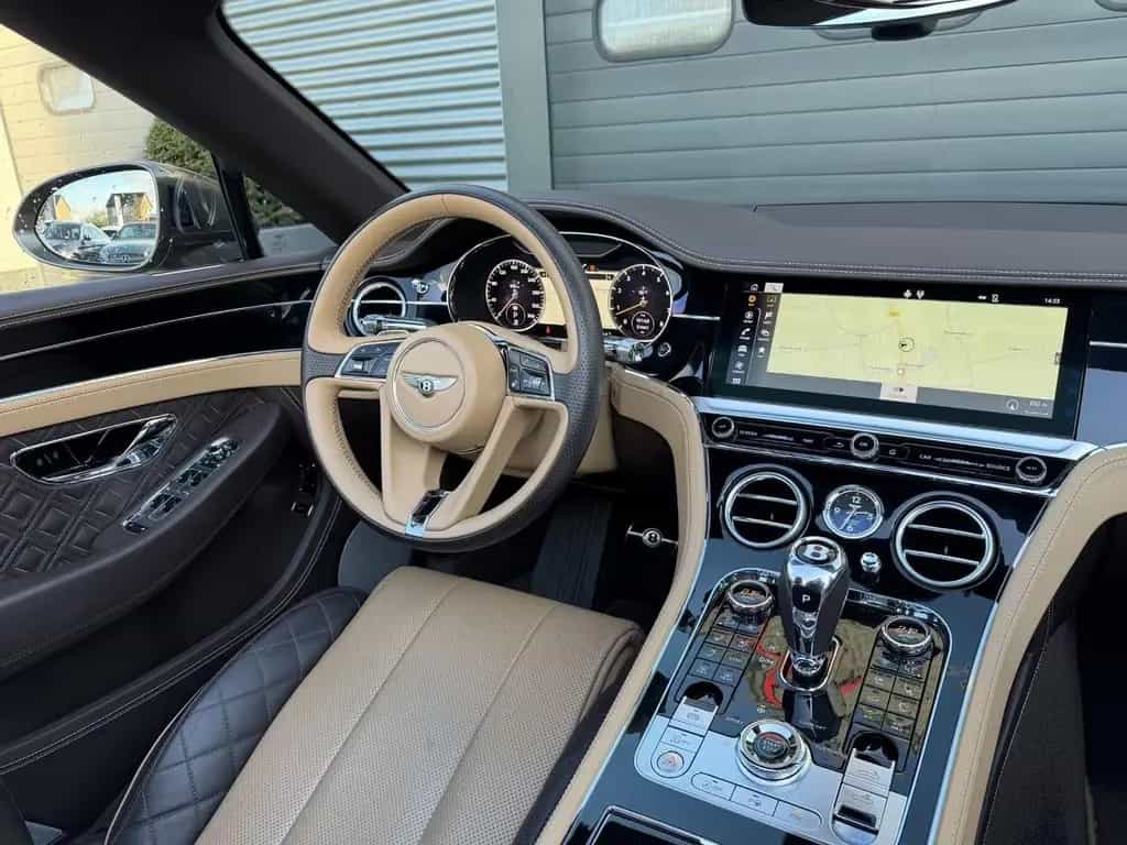 Bentley Continental GTC 6.0 W12 New Bentley Service | 36 08/2019-photo-2