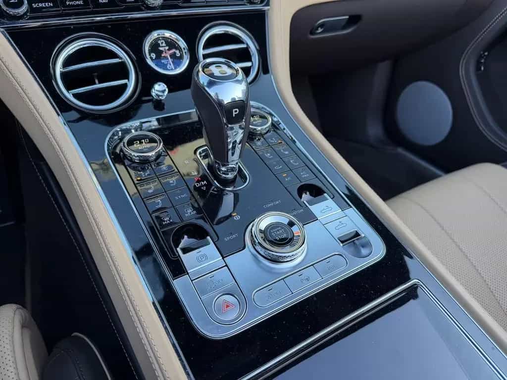 Bentley Continental GTC 6.0 W12 New Bentley Service | 36 08/2019-photo-22
