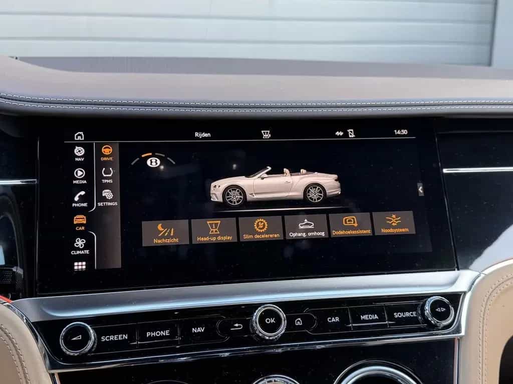 Bentley Continental GTC 6.0 W12 New Bentley Service | 36 08/2019-photo-27