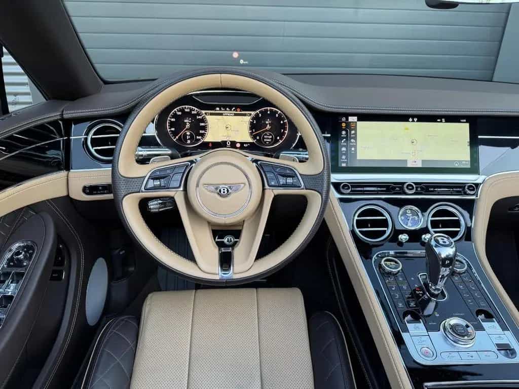Bentley Continental GTC 6.0 W12 New Bentley Service | 36 08/2019-photo-33