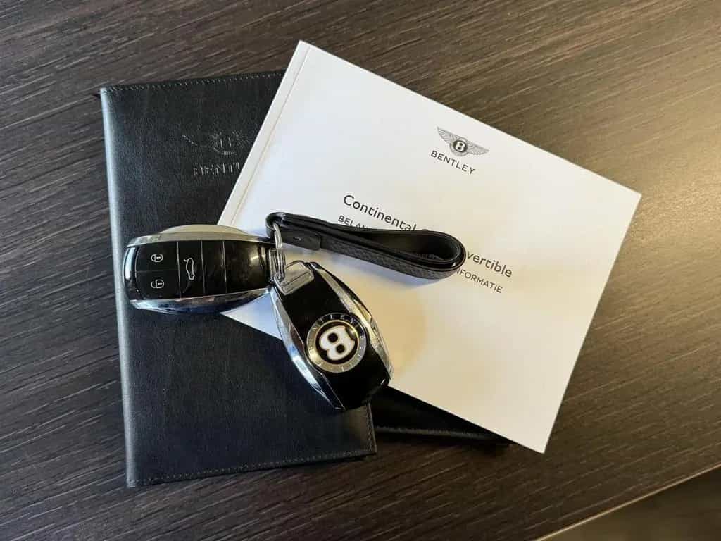 Bentley Continental GTC 6.0 W12 New Bentley Service | 36 08/2019-photo-38