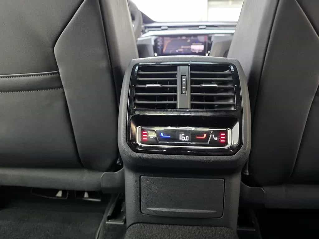 Volkswagen Arteon R-Line 4Motion Pano Standheizung H&K 10/2021-photo-18
