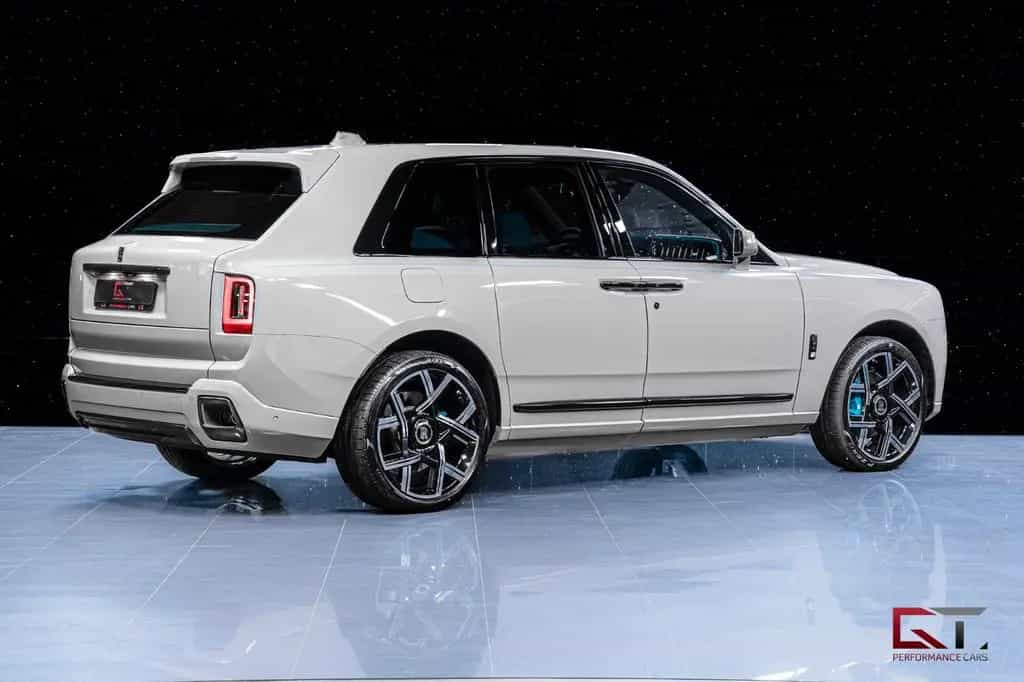 Rolls-Royce Cullinan BlackBadge Series II MY26 4-Seats VIP null-photo-15