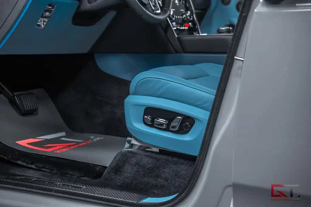 Rolls-Royce Cullinan BlackBadge Series II MY26 4-Seats VIP null-photo-28