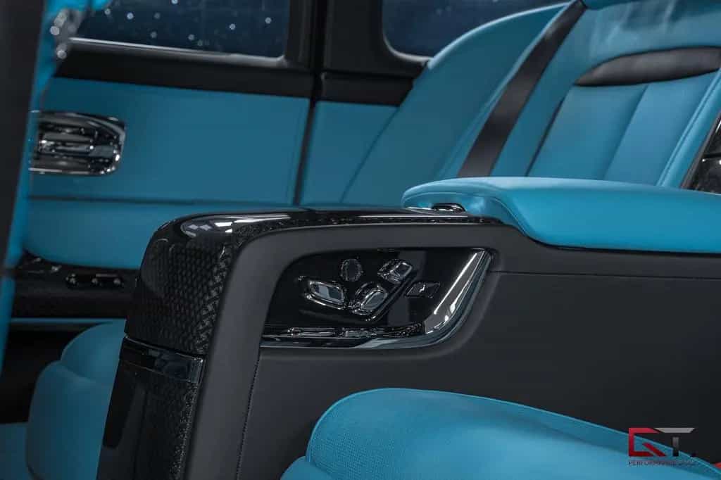 Rolls-Royce Cullinan BlackBadge Series II MY26 4-Seats VIP null-photo-35