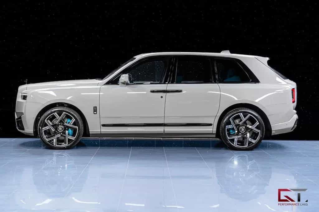 Rolls-Royce Cullinan BlackBadge Series II MY26 4-Seats VIP null-photo-9