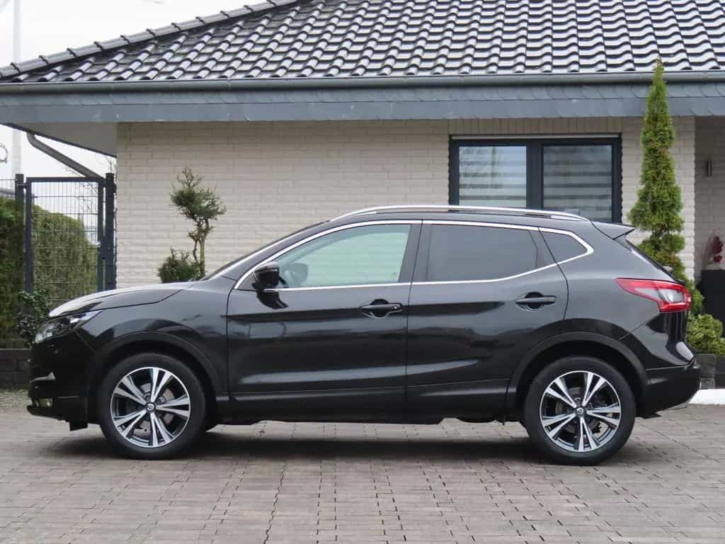 Nissan Qashqai N-Connecta *Aut./Panorama/360° Kamera* 12/2018-photo-1