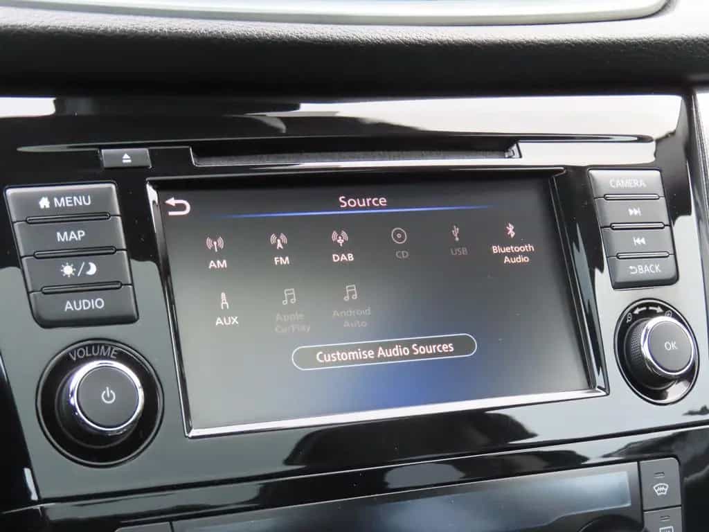 Nissan Qashqai N-Connecta *Aut./Panorama/360° Kamera* 12/2018-photo-15