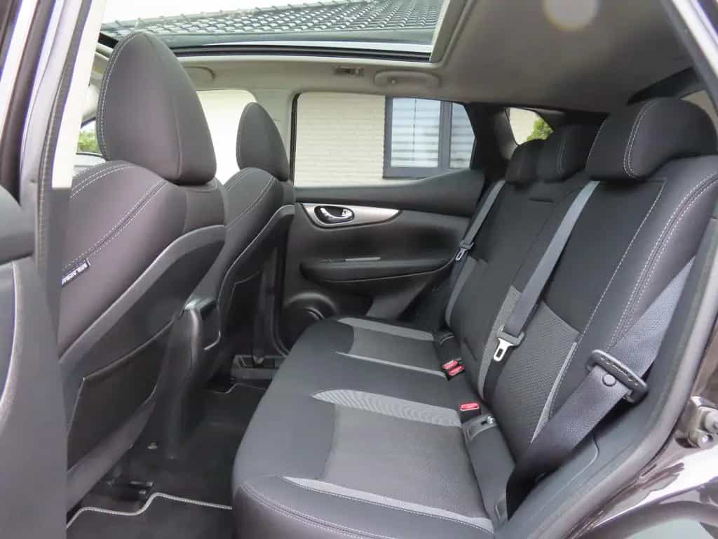 Nissan Qashqai N-Connecta *Aut./Panorama/360° Kamera* 12/2018-photo-21