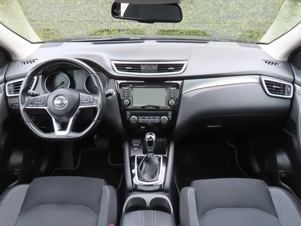 Nissan Qashqai N-Connecta *Aut./Panorama/360° Kamera* 12/2018-photo-8