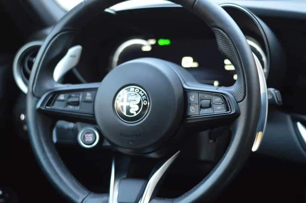 Alfa Romeo Giulia 2.0 Turbo Veloce Q4 280 PS 02/2024-photo-10