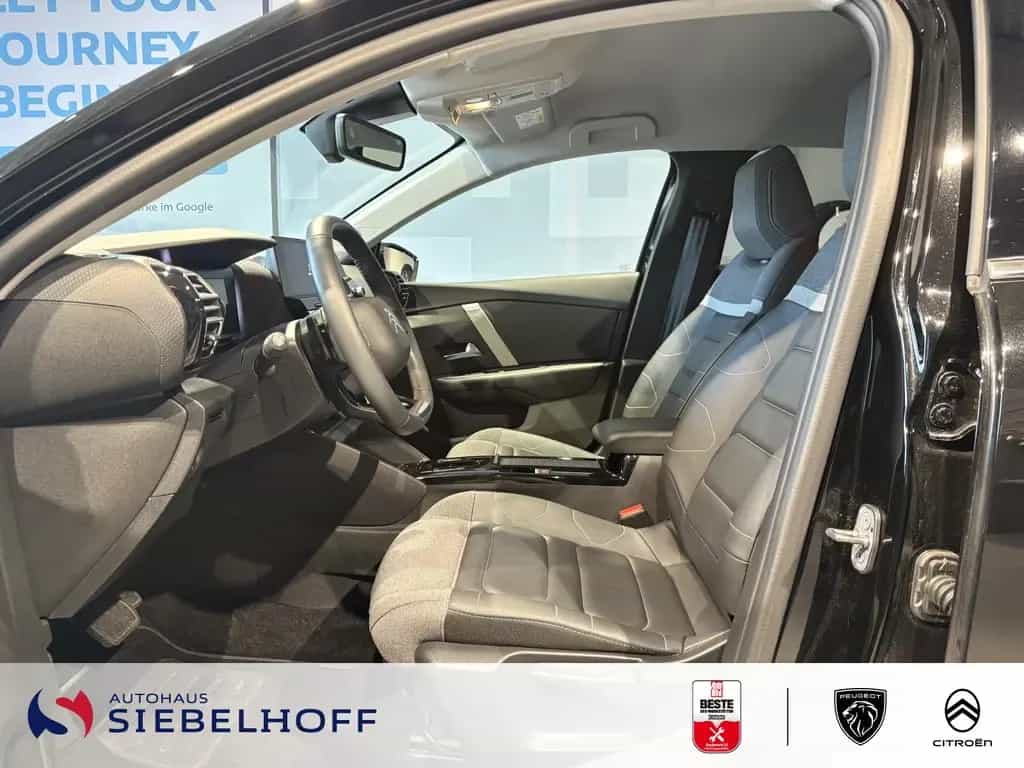 Citroën C4 MAX PureTech 130 EAT8 12/2023-photo-9