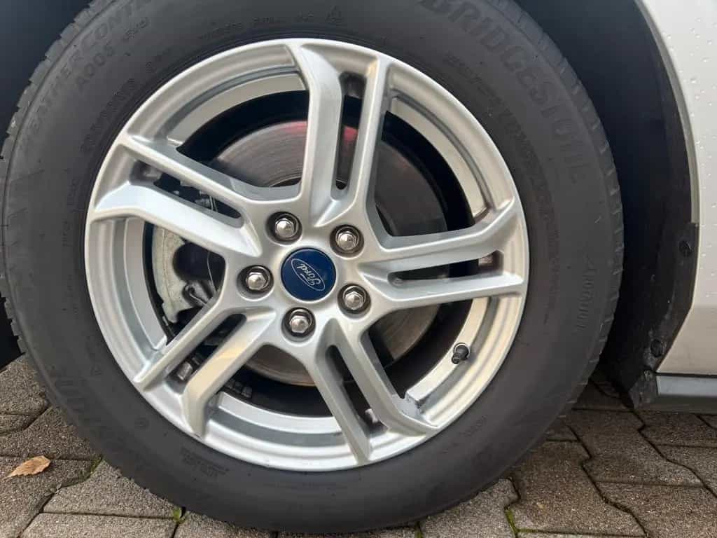 Ford Focus Turnier 1.0 92kW AUTOMATIK RFK Navi uvm 07/2022-photo-19