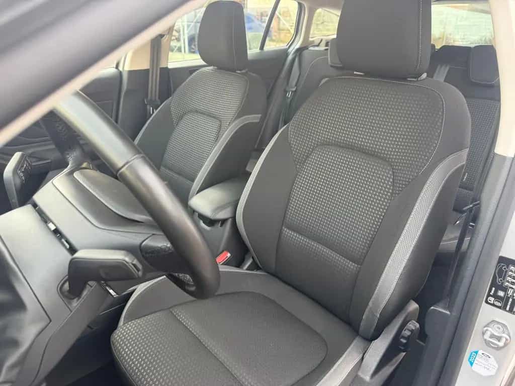 Ford Focus Turnier 1.0 92kW AUTOMATIK RFK Navi uvm 07/2022-photo-9