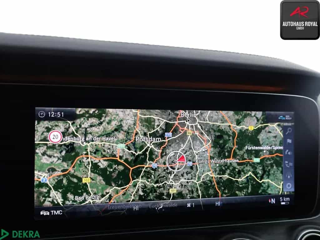 Mercedes-Benz E 250 T EXCLUSIVE WIDE,PANO,KAMERA,AHK,CARPLAY 11/2017-photo-17