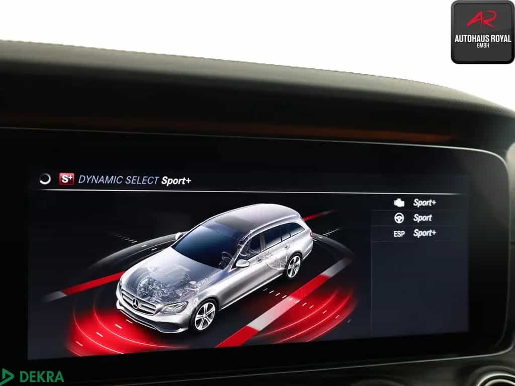Mercedes-Benz E 250 T EXCLUSIVE WIDE,PANO,KAMERA,AHK,CARPLAY 11/2017-photo-19