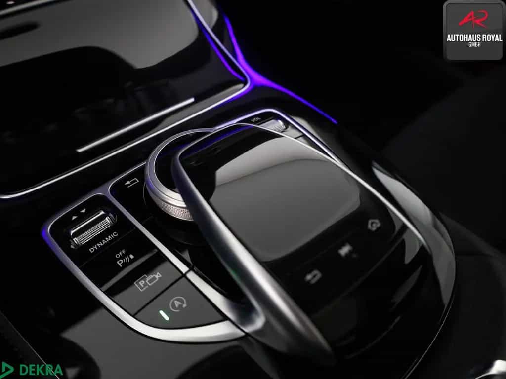 Mercedes-Benz E 250 T EXCLUSIVE WIDE,PANO,KAMERA,AHK,CARPLAY 11/2017-photo-23
