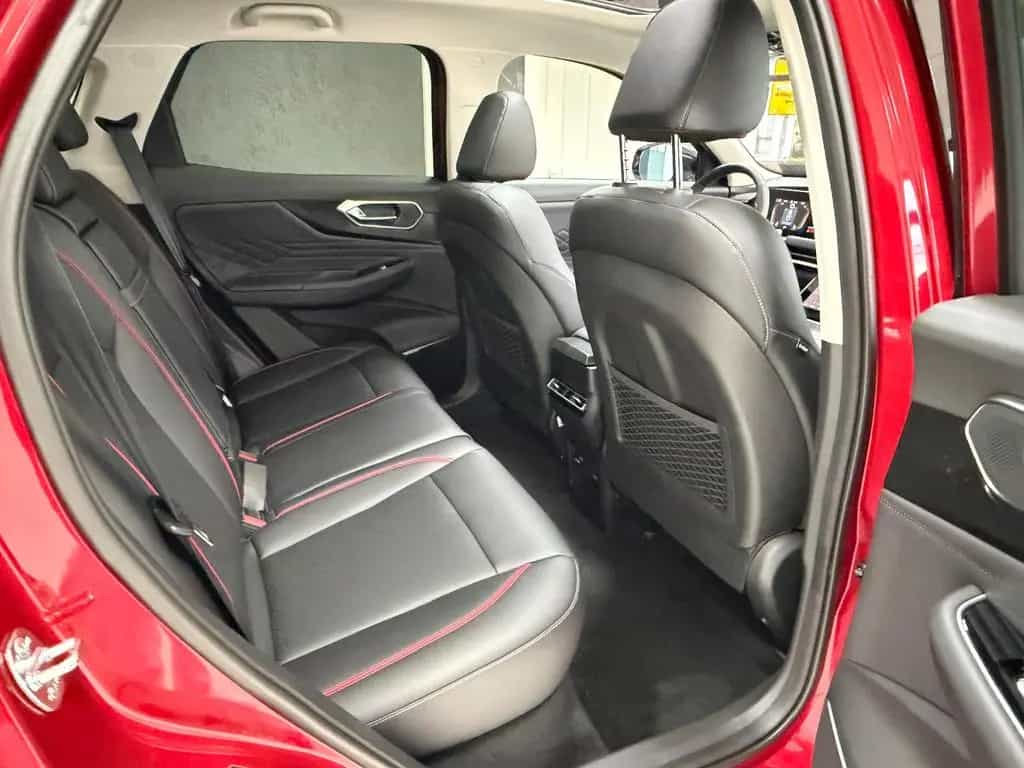 BAIC Beijing X75 1.5 Automatik 03/2026-photo-21