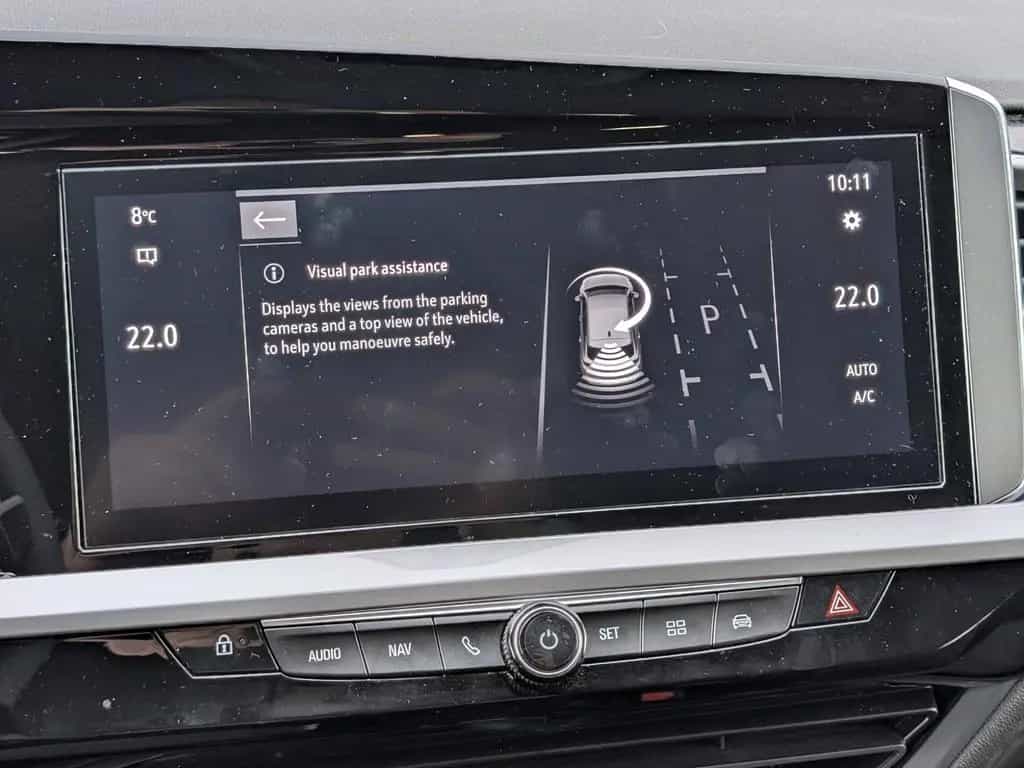 Opel Grandland 1.2 Turbo GS AT8 AHK IntelliLux Navi 10/2024-photo-18