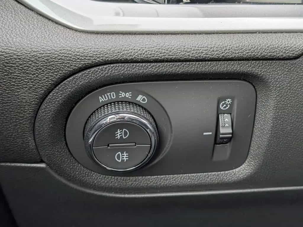 Opel Grandland 1.2 Turbo GS AT8 AHK IntelliLux Navi 10/2024-photo-29