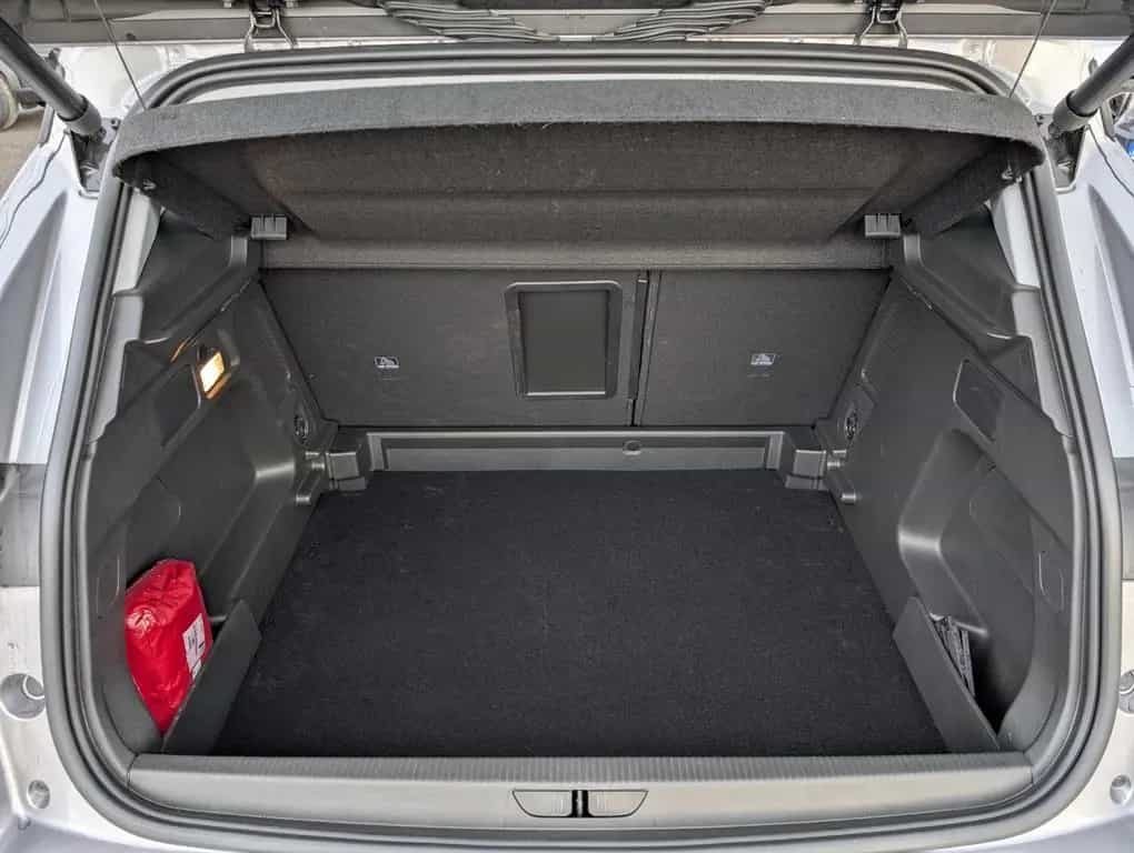 Opel Grandland 1.2 Turbo GS AT8 AHK IntelliLux Navi 10/2024-photo-7