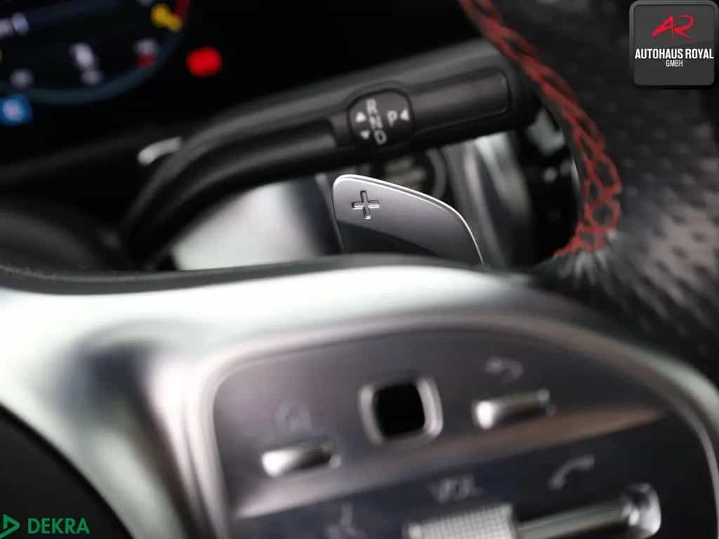 Mercedes-Benz GLB 35 AMG 4M NIGHT MULTIBEAM,KAMERA,DISTRO,AHK 01/2021-photo-20