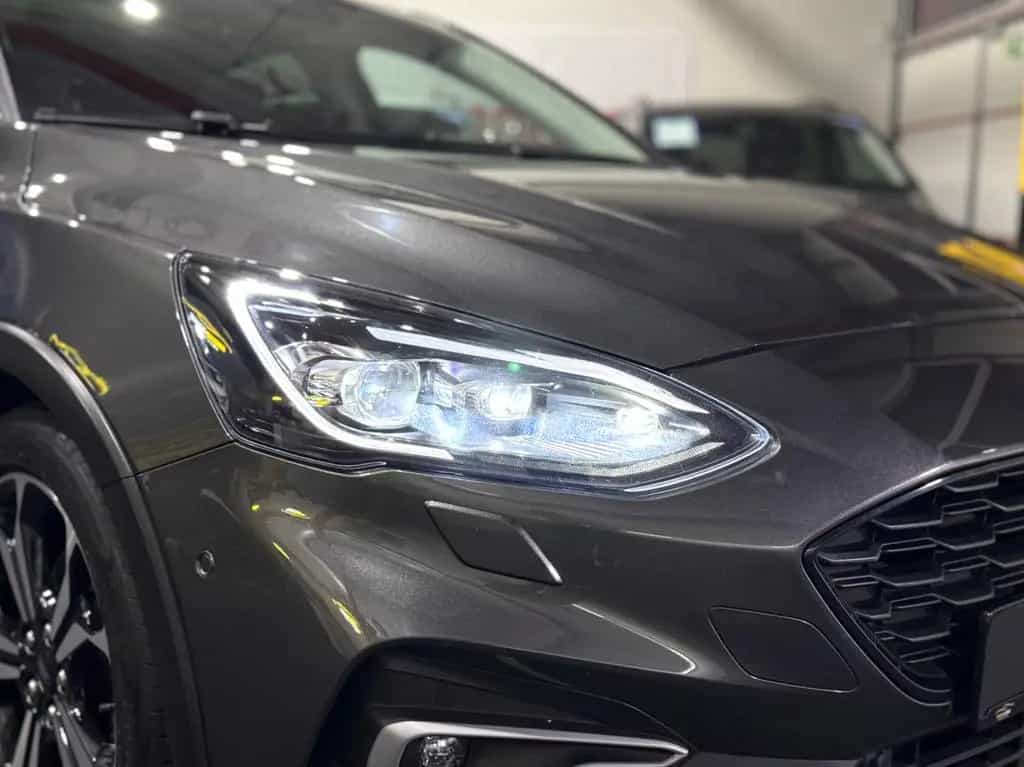 Ford Focus Lim. Active*PANO*HEAD-UP*KAMERA*SPURHALTE 06/2019-photo-12