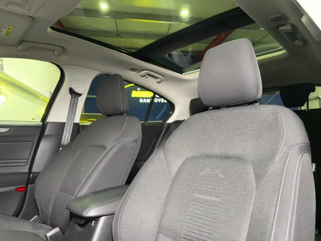 Ford Focus Lim. Active*PANO*HEAD-UP*KAMERA*SPURHALTE 06/2019-photo-14