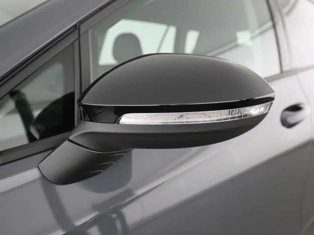Volkswagen Golf VIII Variant 2.0 TDI DSG Goal LED AHK ACC 05/2025-photo-20