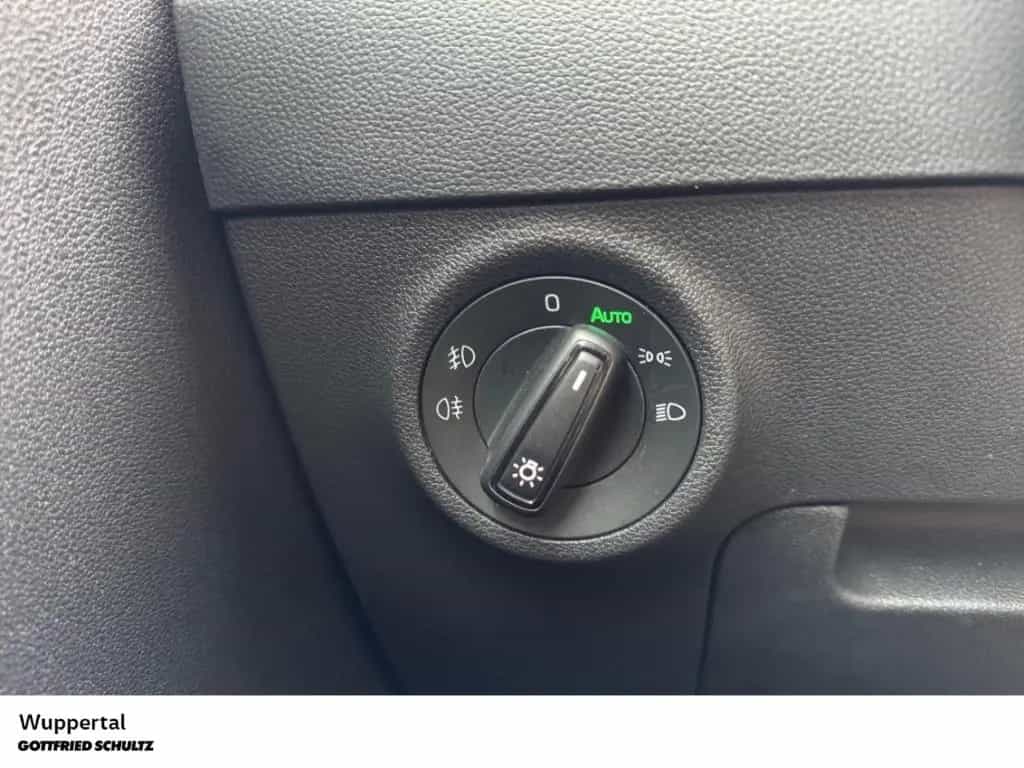 Skoda Karoq 1.0 TSI Clever LED NAVI KAM SHZ PDC LM ZV 07/2021-photo-11