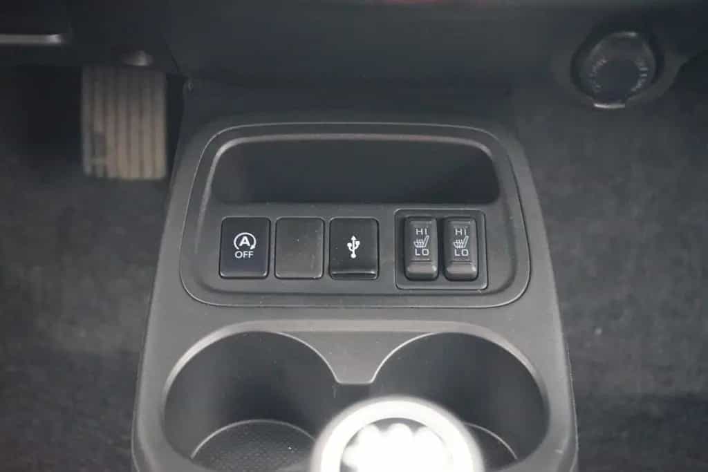 Mitsubishi Space Star 1.2 Spirit Black Navi Sitzheizung DAB 06/2021-photo-14