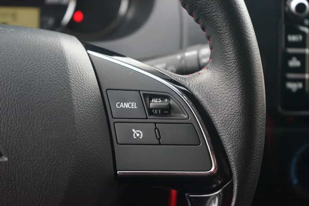 Mitsubishi Space Star 1.2 Spirit Black Navi Sitzheizung DAB 06/2021-photo-17