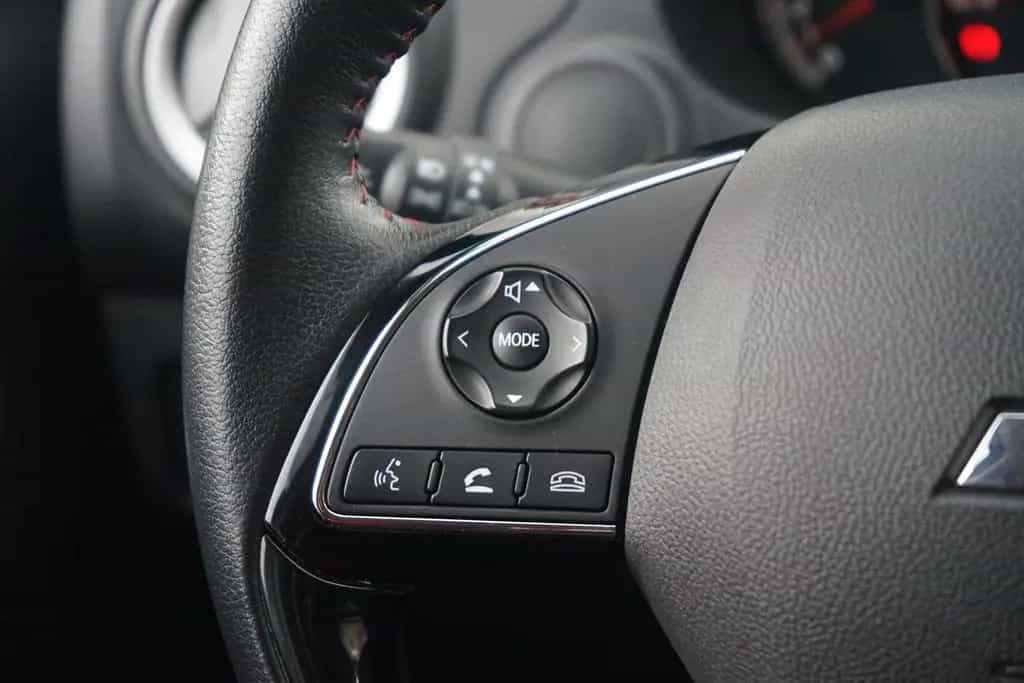Mitsubishi Space Star 1.2 Spirit Black Navi Sitzheizung DAB 06/2021-photo-18