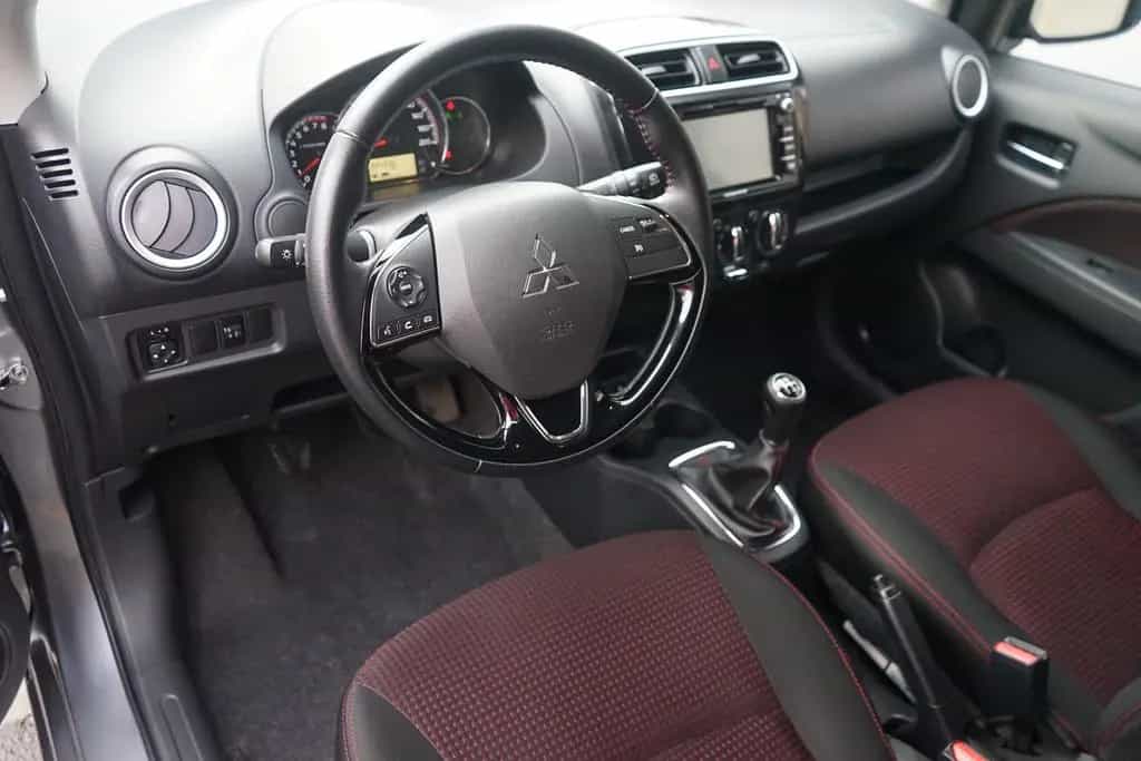 Mitsubishi Space Star 1.2 Spirit Black Navi Sitzheizung DAB 06/2021-photo-8