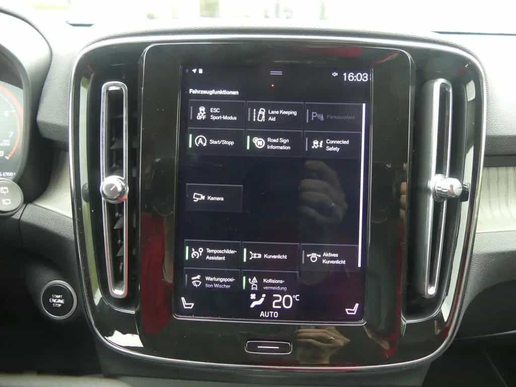 Volvo XC40 1.5 Inscription 2WD LED Navi ACC Kamera DAB 07/2019-photo-12