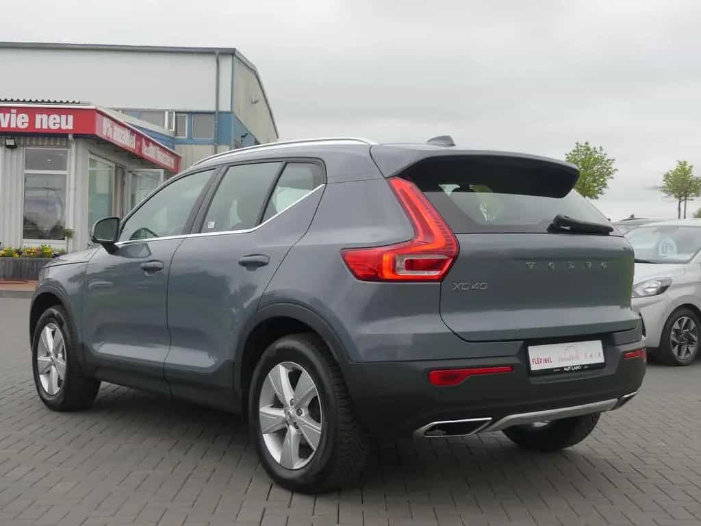 Volvo XC40 1.5 Inscription 2WD LED Navi ACC Kamera DAB 07/2019-photo-2